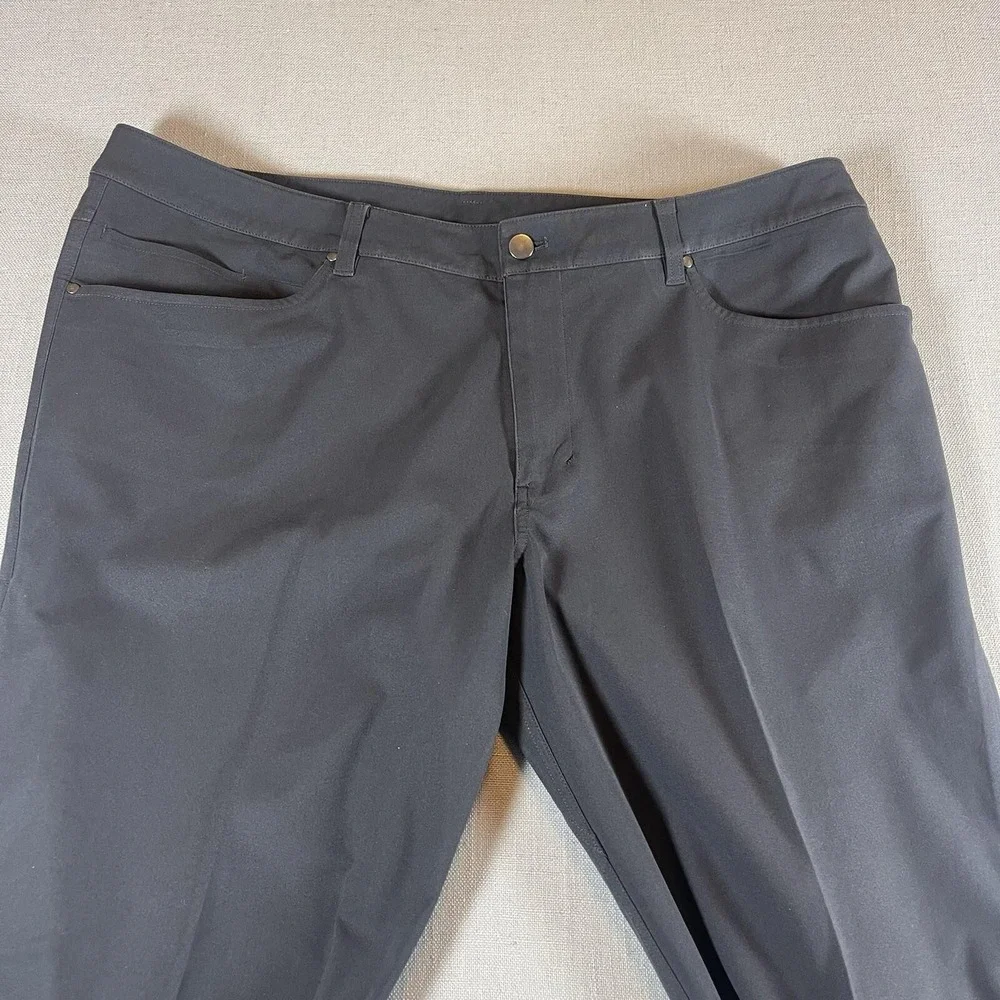 Lululemon Pants‎ Mens 40x27 Black Commission Classic Warpstreme Athleisure EUC